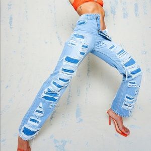Boohoo Straight Leg Ripped jeans NWOT